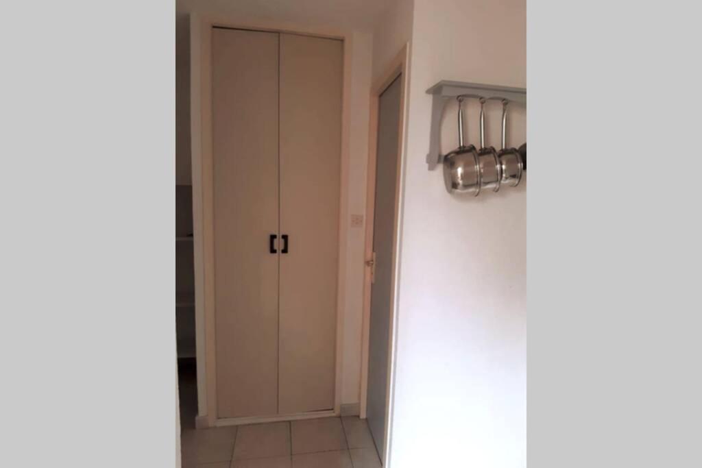Appartement Calme Entre Terre Et Mer Proche Plage 弗勒里 外观 照片