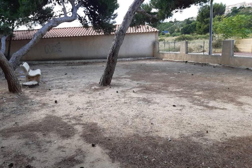 Appartement Calme Entre Terre Et Mer Proche Plage 弗勒里 外观 照片