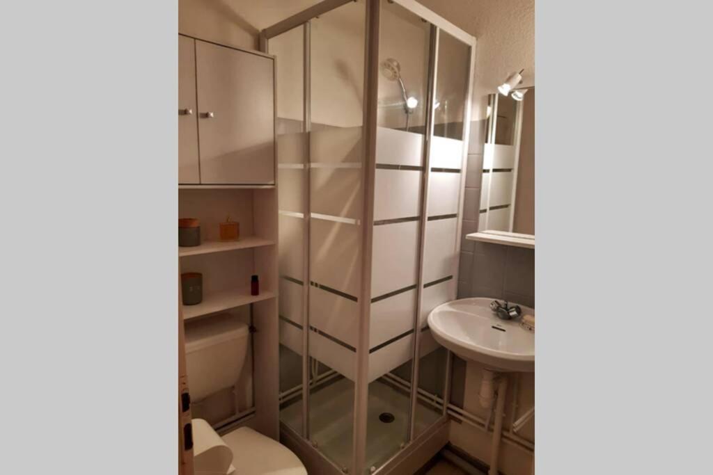Appartement Calme Entre Terre Et Mer Proche Plage 弗勒里 外观 照片